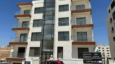 شقة - حي الصحابة - خلف مدرسة المهارات - 150000 دأ